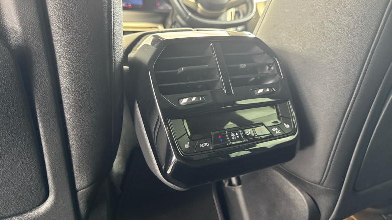 BMW iX 240kW xDrive40 M Sport Edition 76.6kWh 5dr Auto Electric Estate